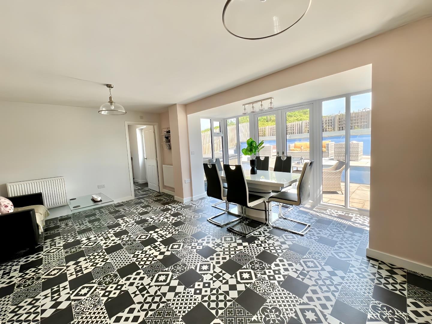 Crompton Way, Ogmore-By-Sea, Vale of Glamorgan, CF32 0QF